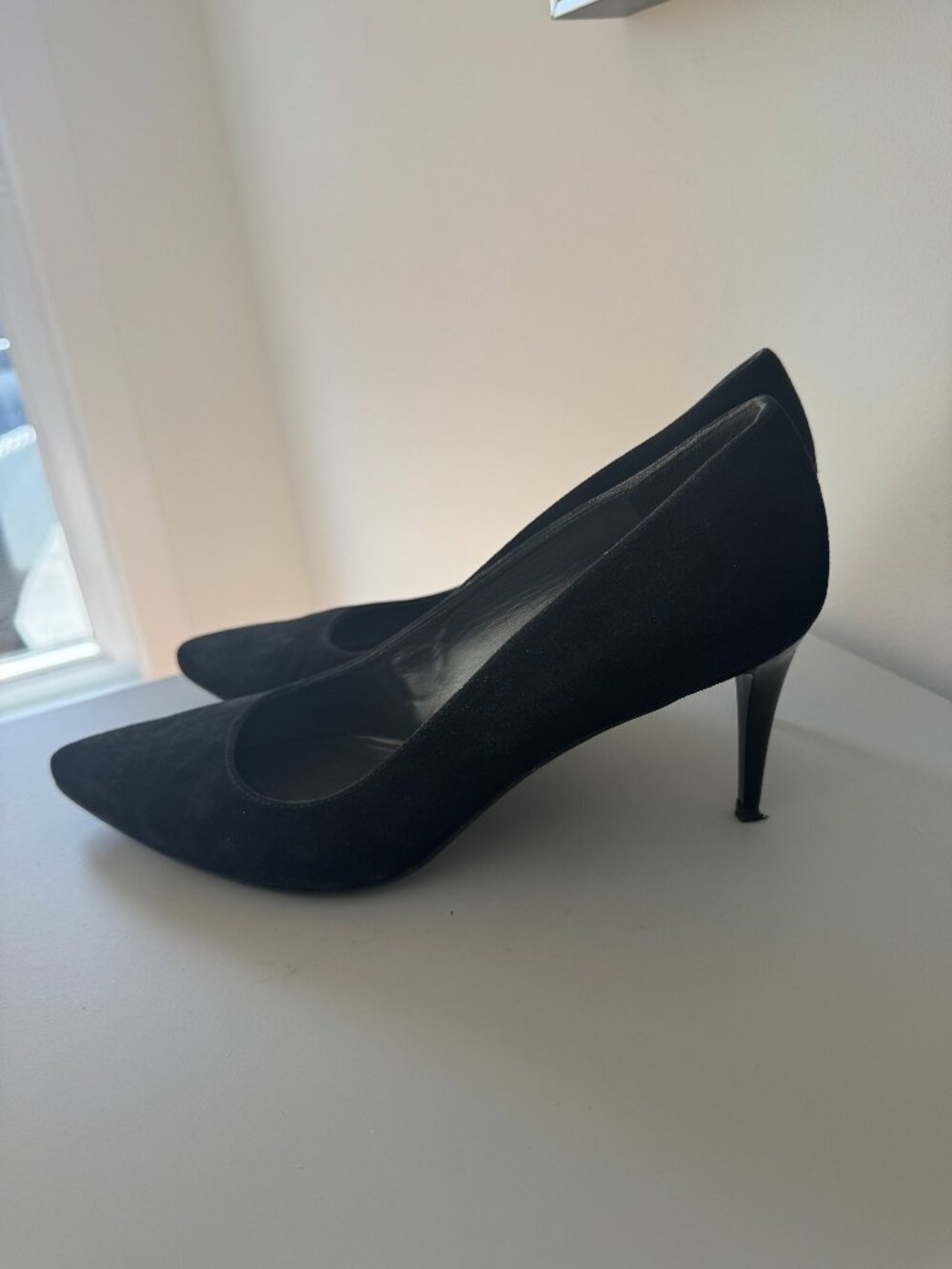 Stuart Weitzman Black Suede Pointed Toe Stiletto Pumps